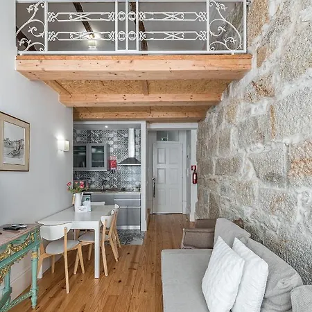 Olivia Sto Ildefonso - 5 Apartment