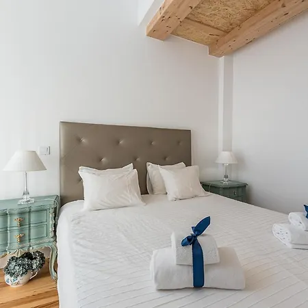 Olivia Sto Ildefonso - 5 Apartment *